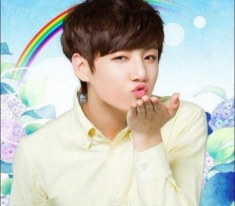 JK_91_b's tweet photo. @vbot0 

ヒョン♡ https://t.co/EDkm53qbcy