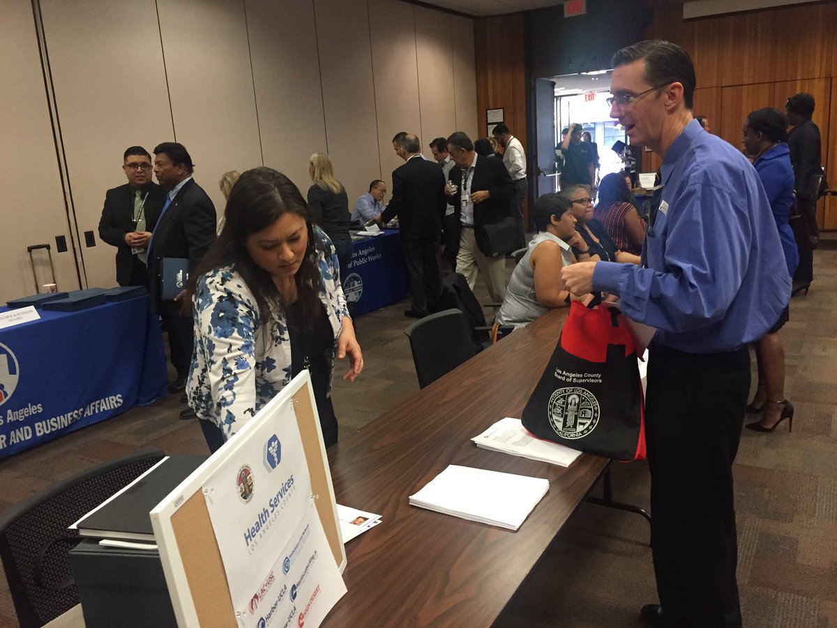 LACoSmallBiz's tweet photo. Are you a #smallbiz selling medical supplies? #ladhs is here #ContractConnectLACo https://t.co/js5DSwL2Wn