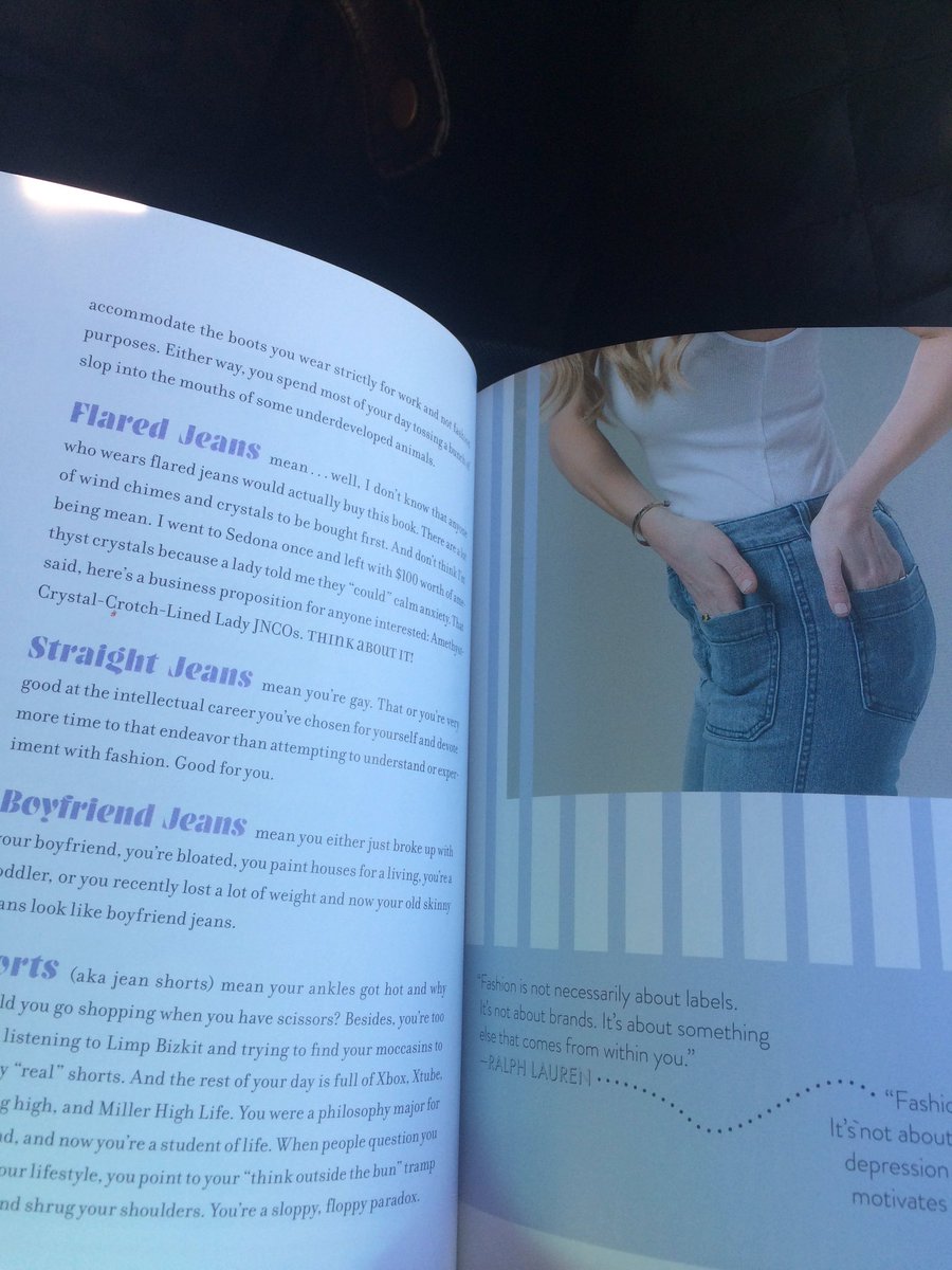 ayyoitsalex's tweet photo. Before class reading @gracehelbig #GracesGuide https://t.co/hwM79dkAxE