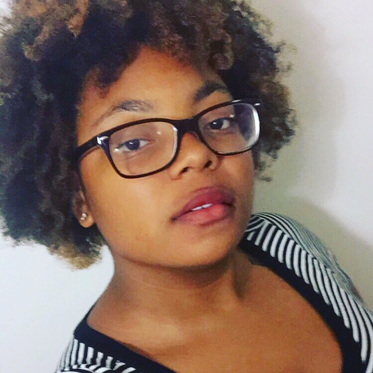 VandyPearl's tweet photo. I like my baby hair with baby hair and Afros. Reclaiming my kinky roots. #reclaimmyname https://t.co/I9DeUr7JHw