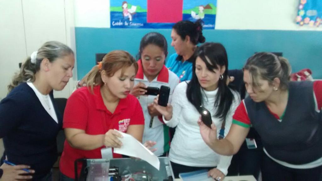 erickjviloria's tweet photo. #15AñosDeTecnologíasEducativas Somo Trabajo, disciplina, alegría, asistencial tecnica todo en un solo equipo https://t.co/pb3AyPfgyp