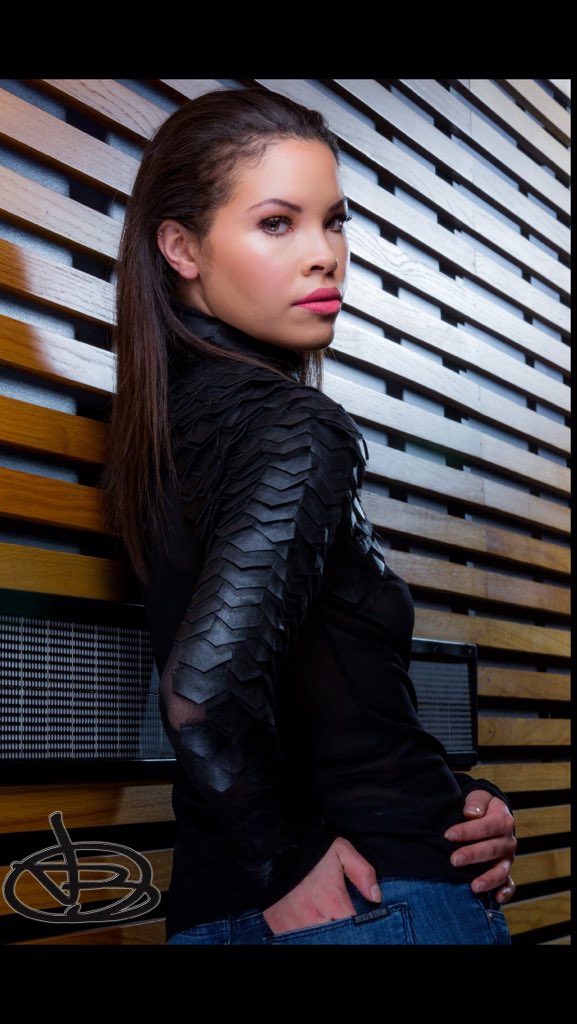 jbanda53084's tweet photo. #JBandaphotography #LikeUsOnFaceBook @J.BandaPhotos #FashionShoot #bouFusedtique Online store coming soon! https://t.co/agqYUWOMhf