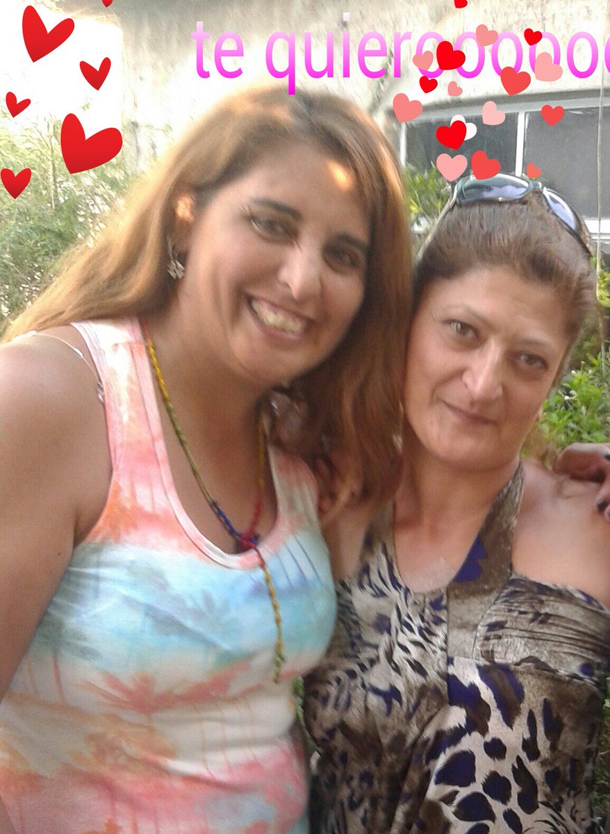 isa_calderon04's tweet photo. Te quierooooo @Lili_barreiro1. #queMonas jajaja. https://t.co/fy7Y9bjBAG
