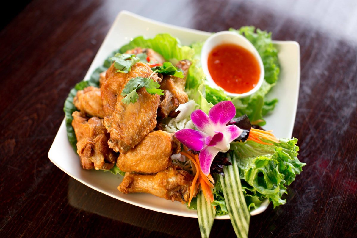 EatGuideCenOR's tweet photo. Visit our Facebook page this week for a chance to win a $50 GC to #NoiThai! https://t.co/SKgG477YF2 #inBend https://t.co/5IBVfx4hPd
