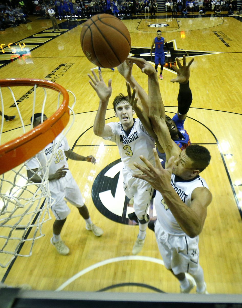 CommodoreNation's tweet image. Trio of @VandyMBB Players Watch Sisters Soar in D1 Hoops - bit.ly/1PA1MiC