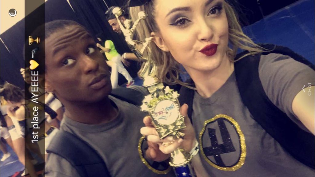 _mackSHAAD4's tweet image. My Flyer is better than yours 😘💛👑🤘🏽 @JayceeMeRollin_ love you #CheersportWeek #IGotYou !
