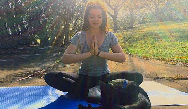 Morning or night, yoga is always a relaxing choice in Puntarenas. #Yoga