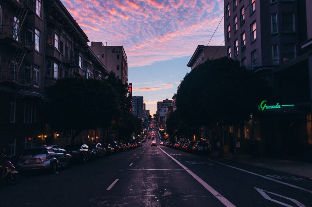 Эстетик фон улицы. Эстетик фон улицы. Фон улица. Улица из пинтереста. Южная корея эстетика сеул.