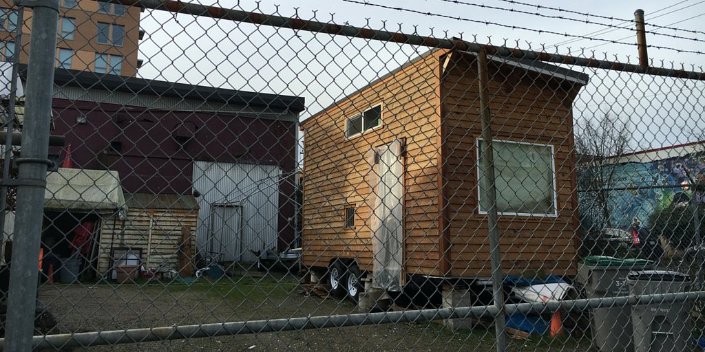 Tiny Homes Canada tweet media
