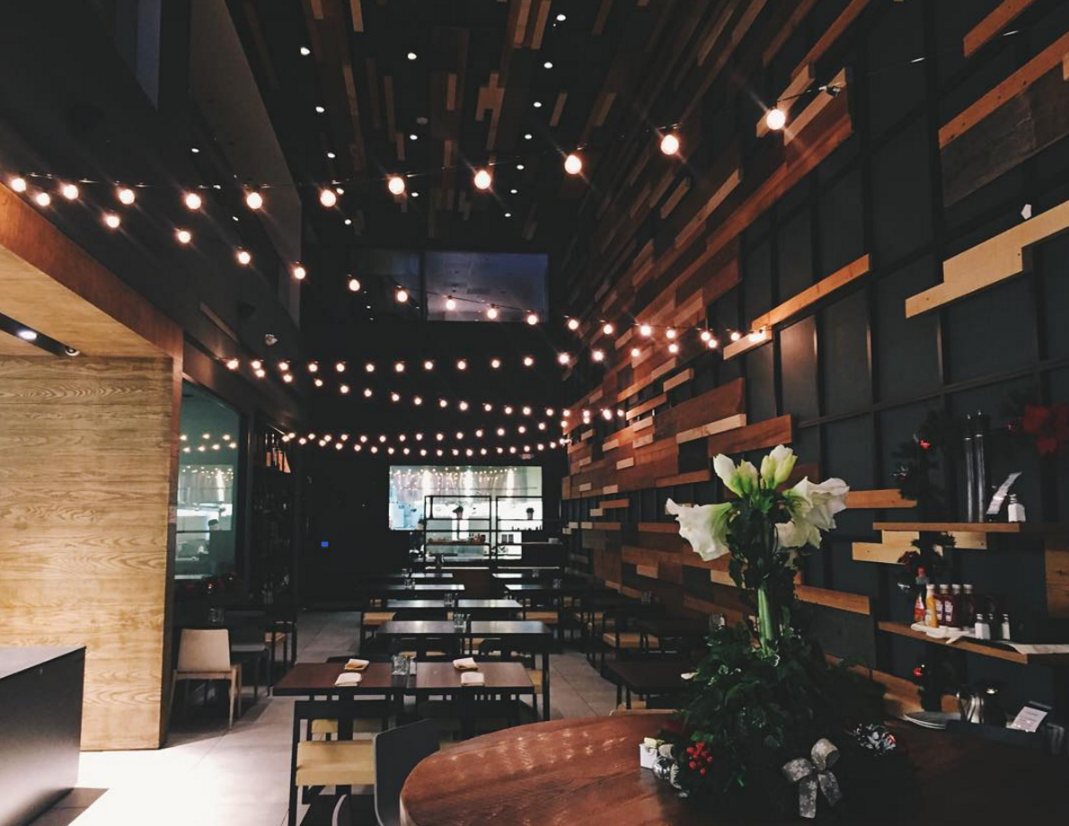 PulseMillenia's tweet photo. Talk about a great ambiance! @PanBonSD we sure do love you! #SanDiego #SD #SouthBay #foodie #PanBonSD https://t.co/Y8qlrAXbHz