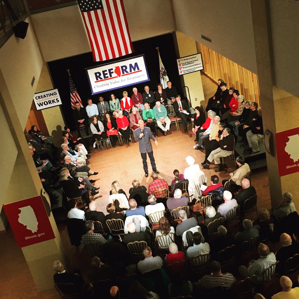 jdoob89's tweet photo. Wrapping up @GovRauner's reform tour here in Springfield after 8 town halls in 2 days. Great to be back on the road https://t.co/C3n613rXrs