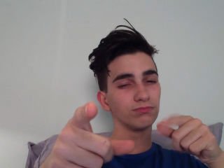 Ariana_DLR_'s tweet photo. 🔴 LIVE @NDrossos on #YouNow - COME WATCH BAE FOR ME SINCE I CAN'T WATCH. #WORKINGGRIND https://t.co/S5RFeGNlzY https://t.co/mSuMbrttG8