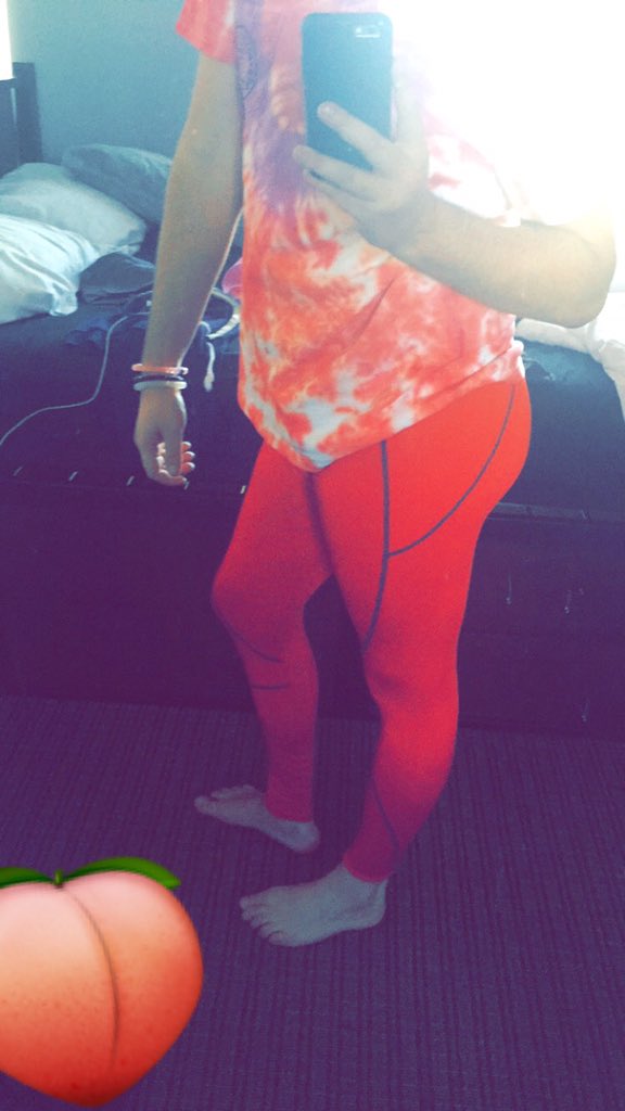 brandont07's tweet photo. too excited for crush 😋 #thotpic https://t.co/TO97BNaLZ4