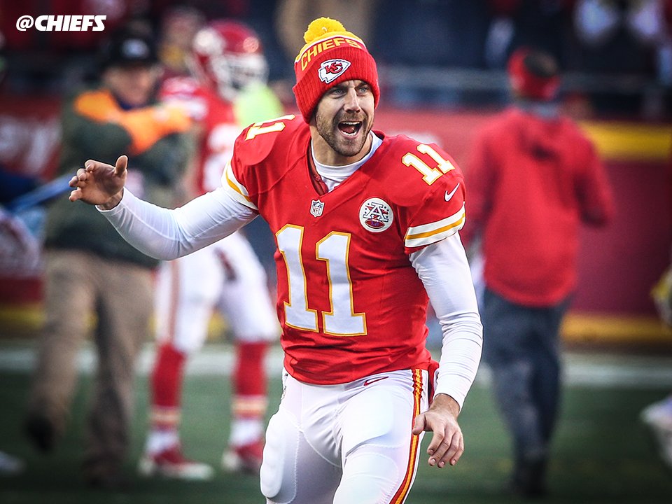 Chiefs's tweet image. Franchise records by Alex Smith
- Passer rating
- Completion %
- Consecutive passes w/o INT

chfs.me/20TArPF