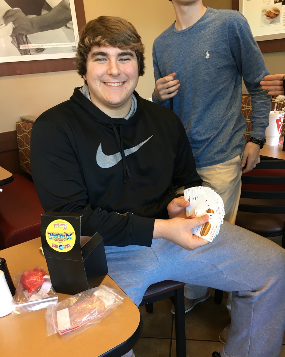 CFAMooreRd's tweet photo. Say hello to Alex who won the Silver Nose Prize! He took home Chick-fil-A for a year &amp; 4 tickets to the Circus! https://t.co/MWzIVQ9kMz