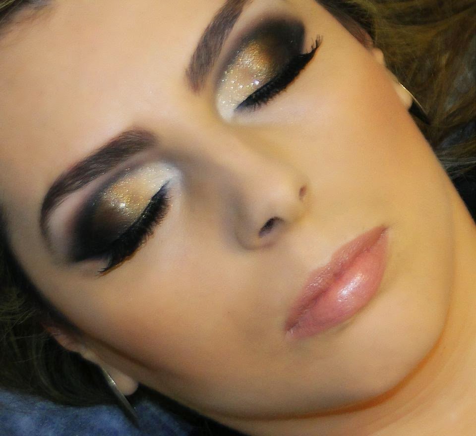 PorMaryKay's tweet photo. Essa Make!!!
#MakeMK #Por_Olhos #cosmetic https://t.co/Wu5dn7AVXZ