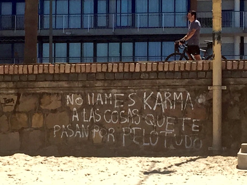 alitapereyra's tweet photo. accion poetica montevideo https://t.co/CcM8AteTju