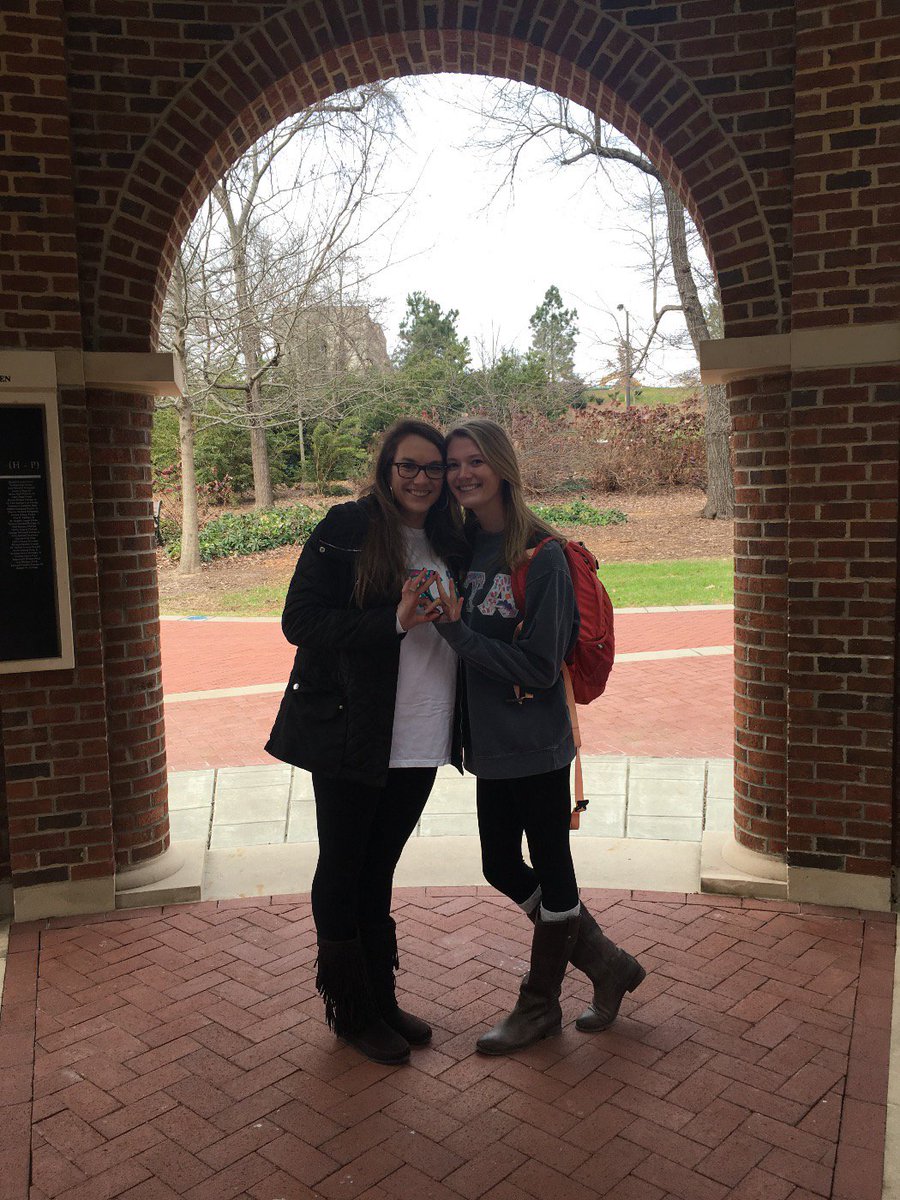 schiff_sydney's tweet photo. Go zeta! @ClemsonGreeks https://t.co/mFhlJroI8p