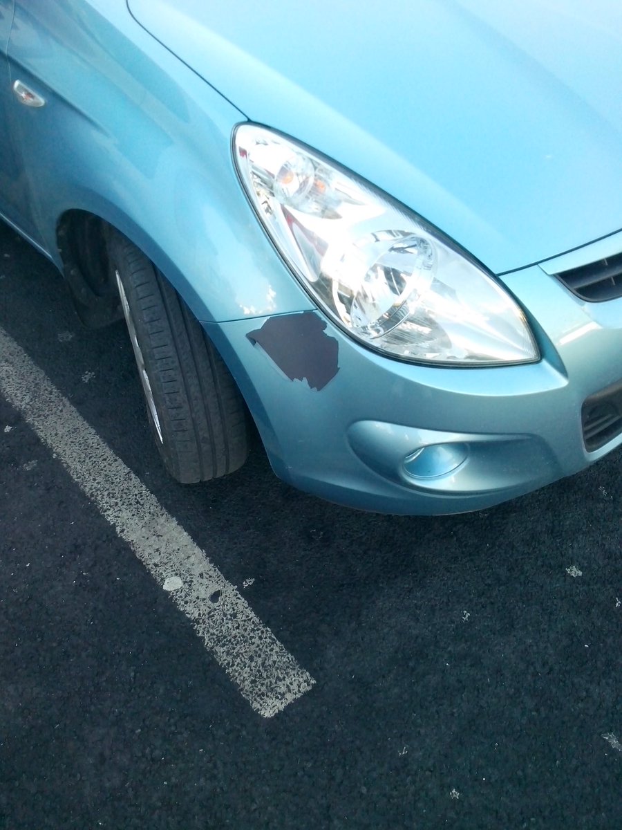 tommyjmon's tweet photo. ...@HyundaiCarsIrl Paint peeling on my under warranty 2011 Hyundai. Claim rejected #changeisgood https://t.co/FacseVecY7