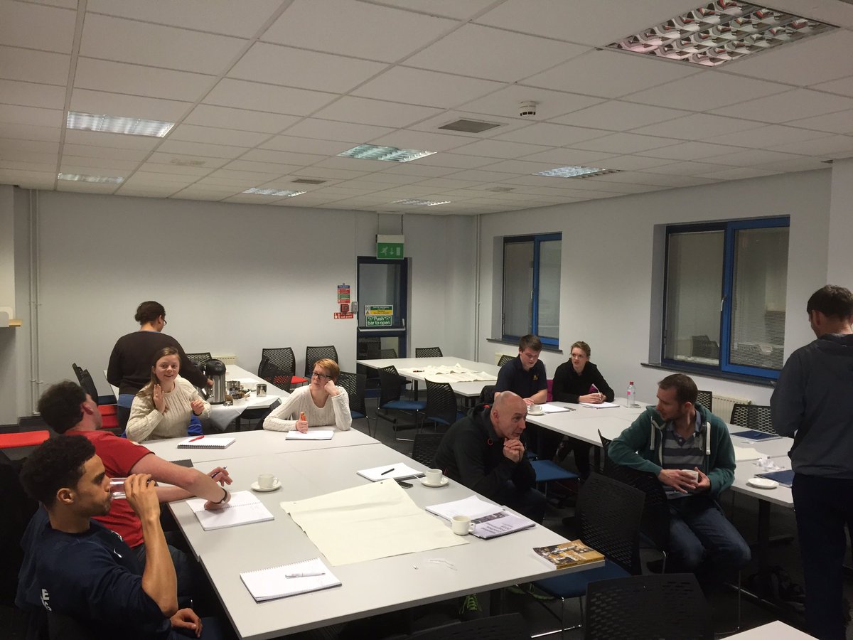 imaginecoachuk's tweet photo. Great discussion from our coaches this evening #talentedcoaches2016
#crosssportlearning @sportscoachUK @SportNotts https://t.co/T8l4pbP8RV