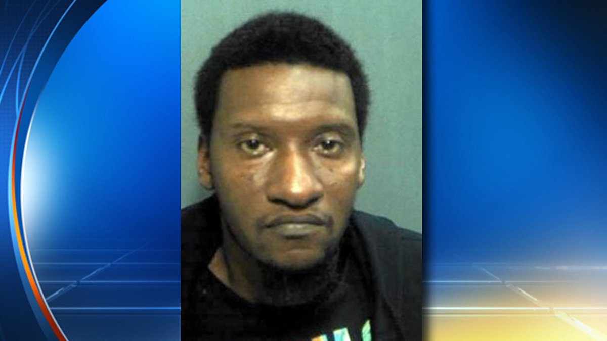 Fla. man with three wives arrested for #bigamy bit.ly/1KDEueO?utm_me… https://t.co/AywKXpo3Hr