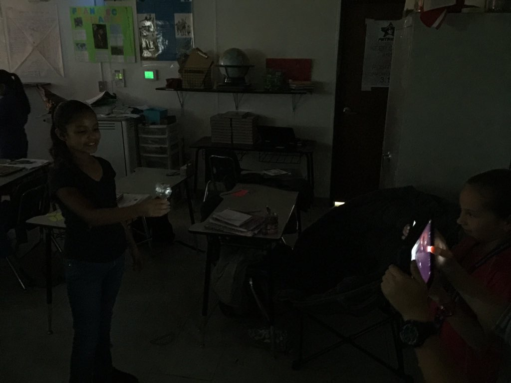 profe_elmer's tweet photo. #Fases lunares #makingscience #saladopatriots https://t.co/eW3ukSRy1N