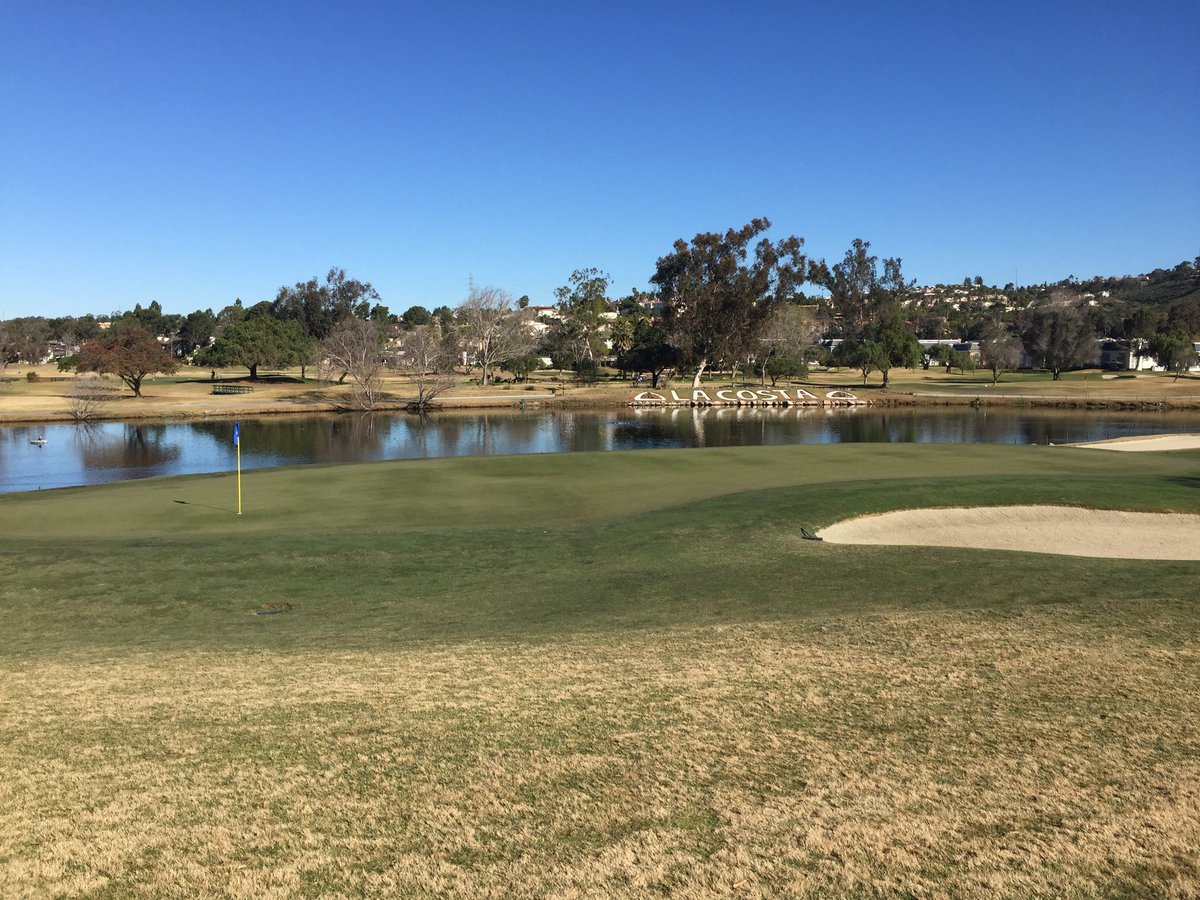 zdansuper's tweet photo. Thanks to #Evergro @trentkyte for the great morning at#Lacosta, the 28C isn't bad either! #GIS16 https://t.co/TTGaQr9hWW
