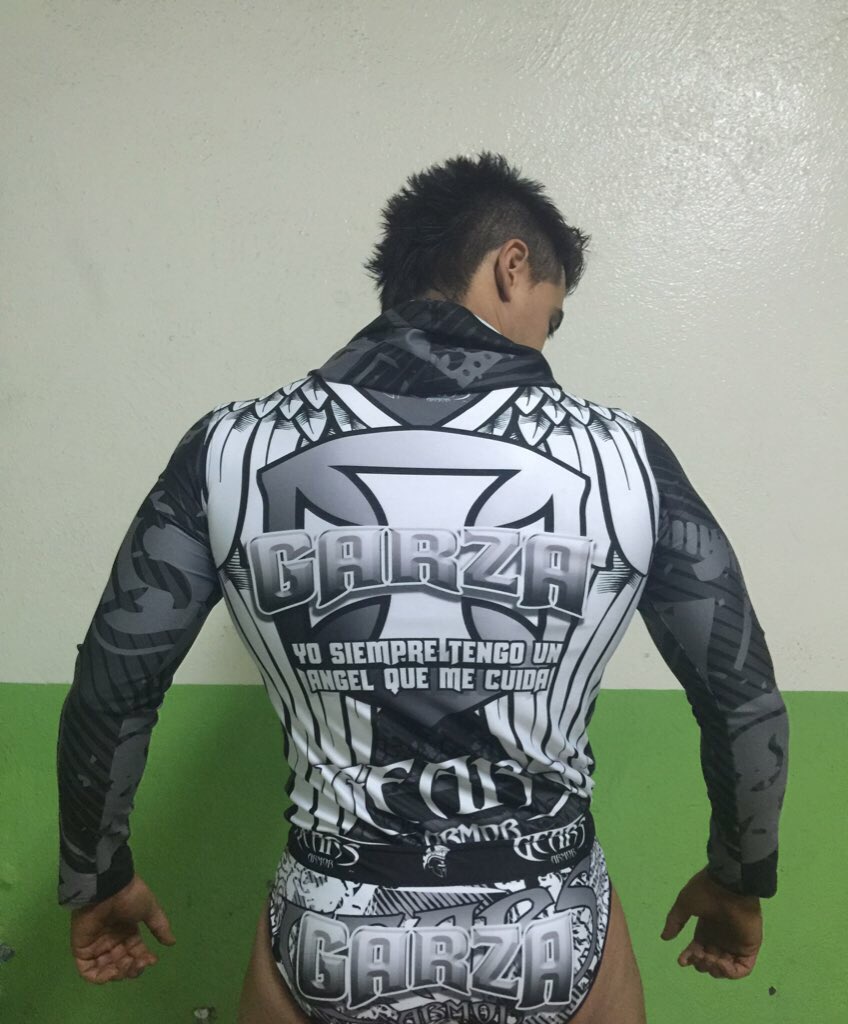 AngelGarzaWwe's tweet photo. EDICION LIMITADA SOLO HAY 10 
3ch
4m
3g
Hagan sus pedidos!!!
Costo 850!! Licra DryFit https://t.co/LYJXN7E8Zj