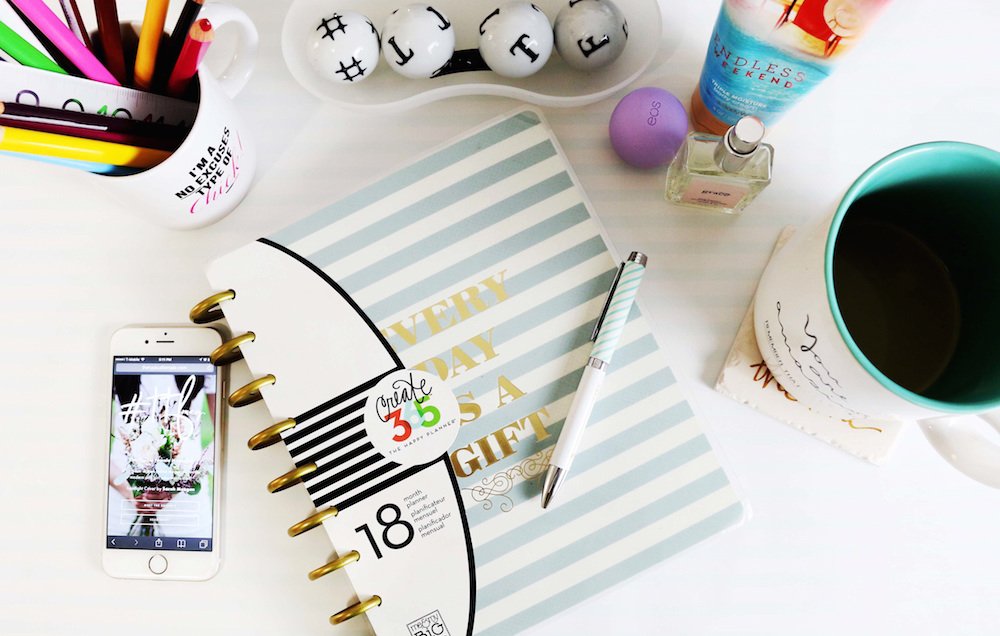 WomensHealthMag's tweet photo. How to have your healthiest week ever - and even shed some pounds in the process: https://t.co/Ku8prK57hV https://t.co/ecmB5EGaoV