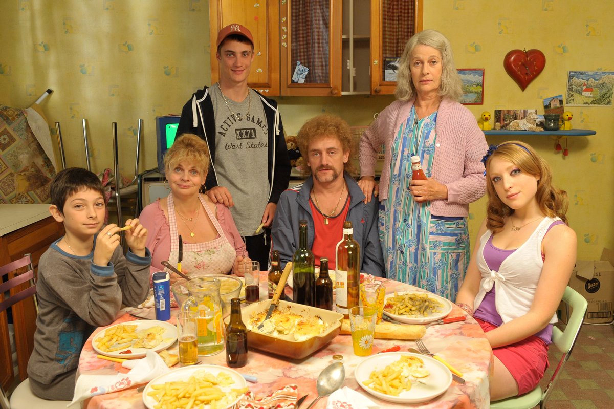 Dimanche, #LesTuche, ont rassemblé plus de 8 millions de téléspectateurs ! Un record depuis #Intouchables ! 👏📺🍟 #TF1