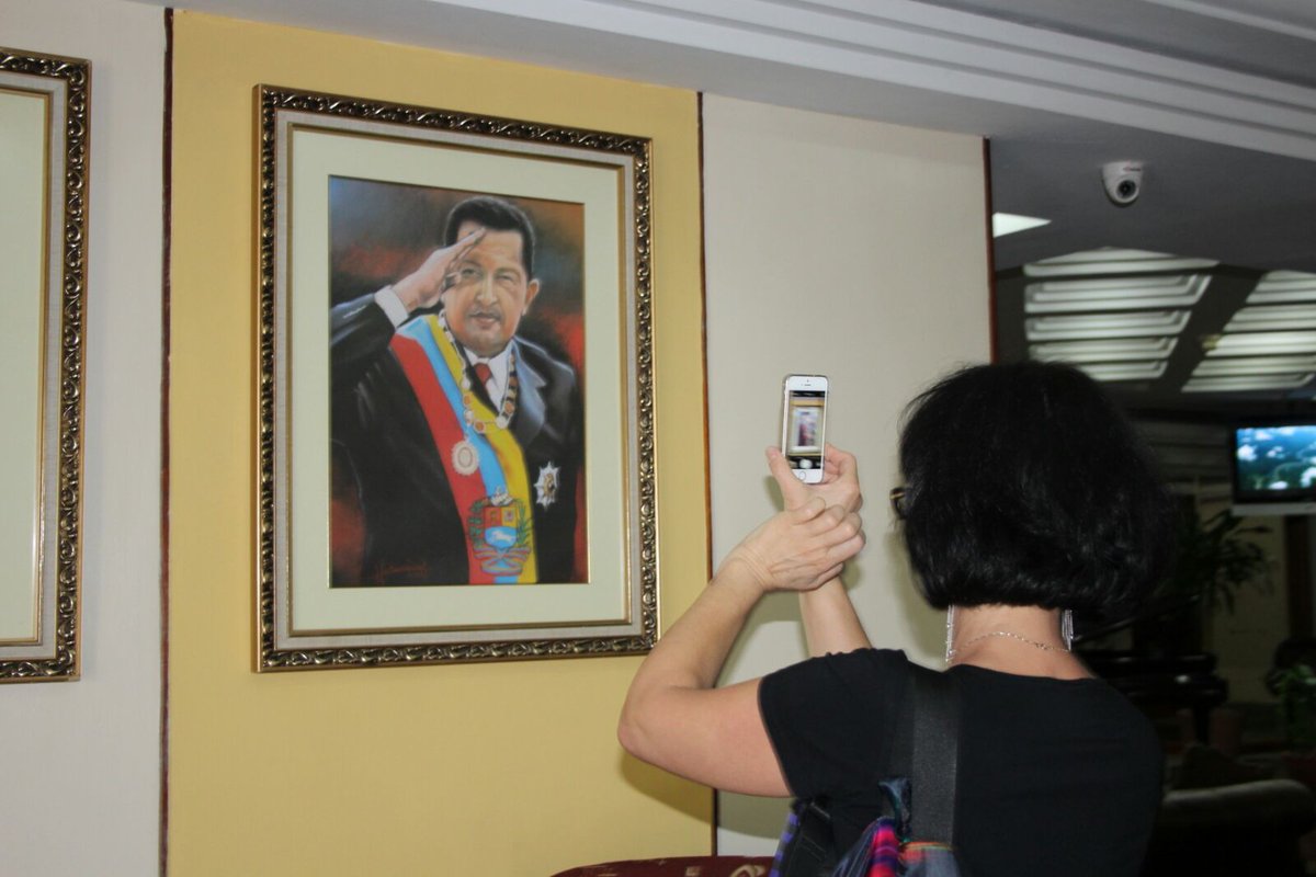 Marlenycdc_'s tweet photo. Polacos hospedados en Pto Ordaz, expresaron: "Venezuela es el país más hermoso de América del Sur y son muy alegres" https://t.co/n7STlIWqhv