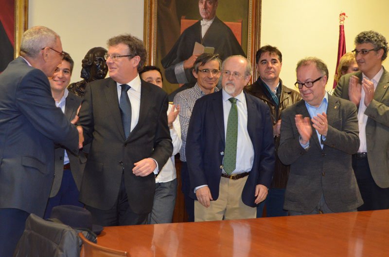 .<a href="/ma_collado/">Miguel Ángel Collado</a> reelegido rector de la #uclm con el 58,47 % del voto ponderado cuencanews.es/index.php?opti… #eleccionesUCLM