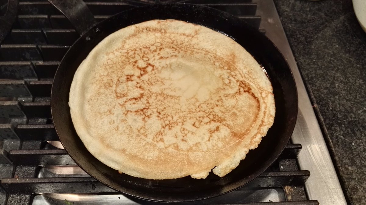 NethertonNews's tweet photo. Turned out well #PancakeDay #natural #nonstick #crepepan https://t.co/iHmKNlMWar