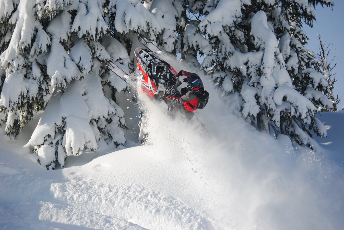 PolarisSnow's tweet image. Just another day at the office. #ClockedIn #CrunchingNumbers @RossMRobinson