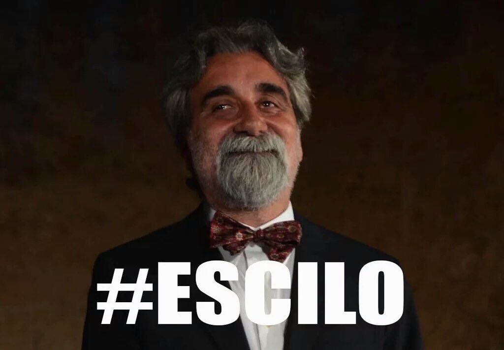 gaspmarc's tweet photo. Ritorna. #Sanremo2016 #UsciteVessicchio https://t.co/N0trDzrEhV