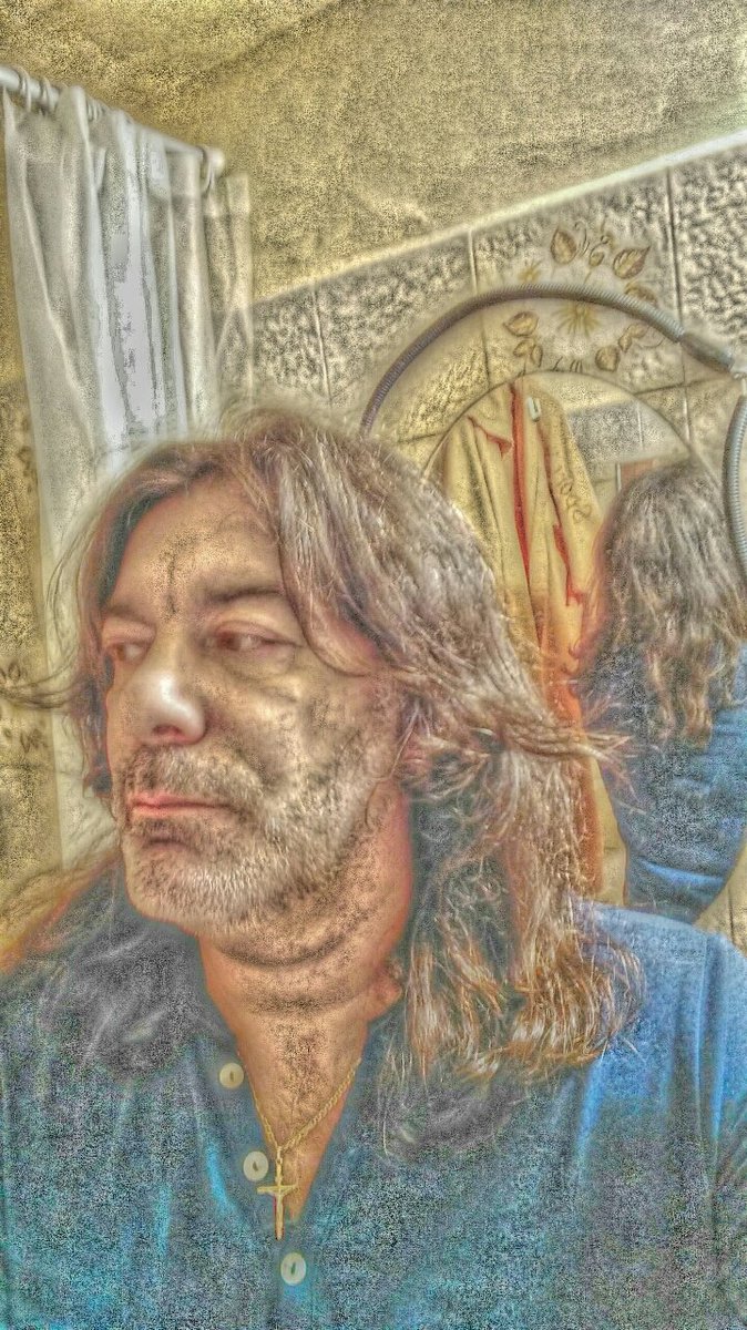 Zargaity's tweet photo. No cioè volevo dire@claudia clooo https://t.co/897ciL8Wul