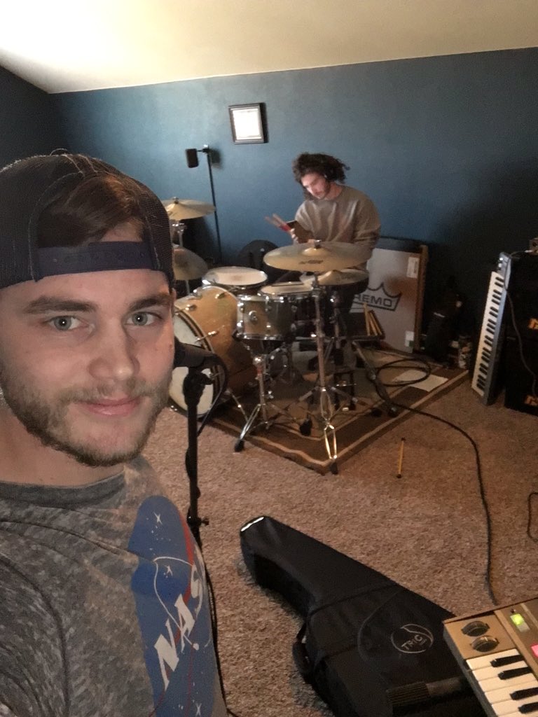 blaine_mitchell's tweet photo. Rehearsal today!! #xoconference #treeside https://t.co/3w0JdyIpPB