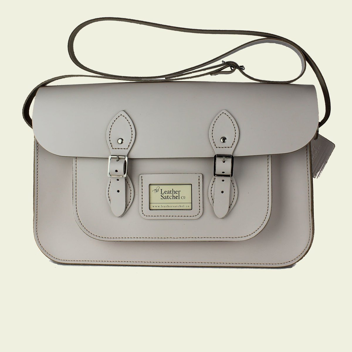 leathersatchelc's tweet photo. @leathersatchelc
#ClassicSatchel
#GoodMorning #Style #Fashion #Bag #Baq #Bog #Medellin #Cali #Cgt https://t.co/Jf4a1u6YOT