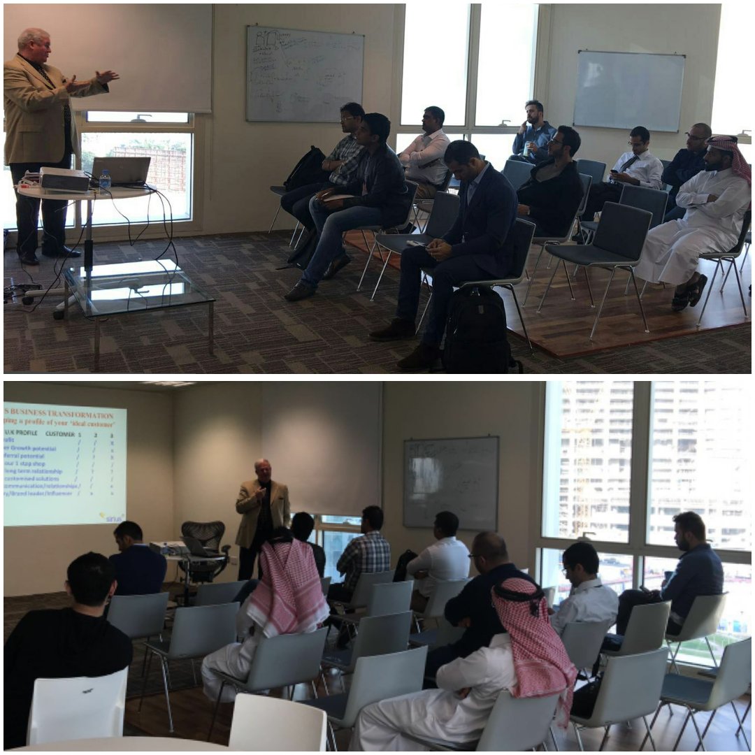 DIC_Startups's tweet photo. Dr.David Keele,from UK sharing his thoughts with our @DIC_Startups on #disruptive #innovation. #DICworkshops https://t.co/xdQaO0XbSc