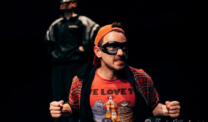 AlexLRWood's tweet image. My review of #PollFunction. @hailtothepeople theatrebubble.com/2016/02/poll-f… with their anthem for doomed youth