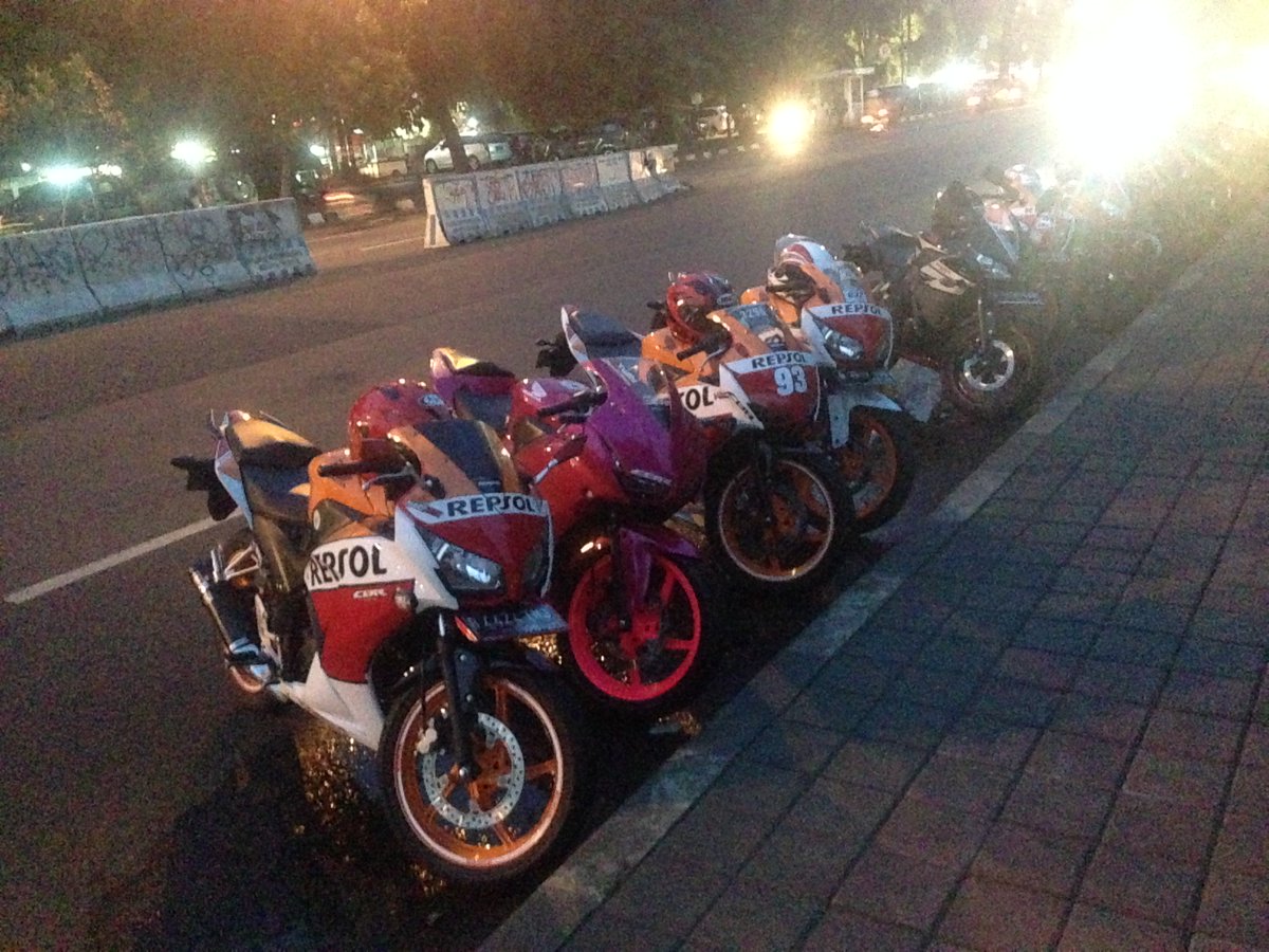 cbrjavacomunity's tweet photo. bintang tamu junaidi junaid motorsport https://t.co/GjiGiDwIxq