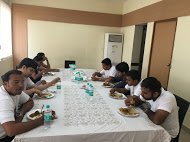 Sonata_Software's tweet photo. Fueling up for the action on #day 2 #ContentHubHackathon2016 #hackathon https://t.co/8ANeG9LzEZ