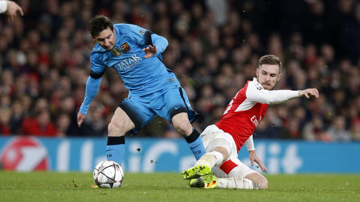 FCBarcelona's tweet image. [PHOTOS] @Arsenal - @FCBarcelona in pictures. Which is your favorite? More pics: ow.ly/YFQdj