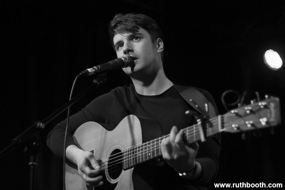 MagicInTheMuse's tweet photo. 13-25?Join @TheLakePoets this Saturday,2pm @TheBowesMuseum for a FREE songwriting workshop #creativeNE #ARTISTROOMS https://t.co/H1ZyCR8jN3