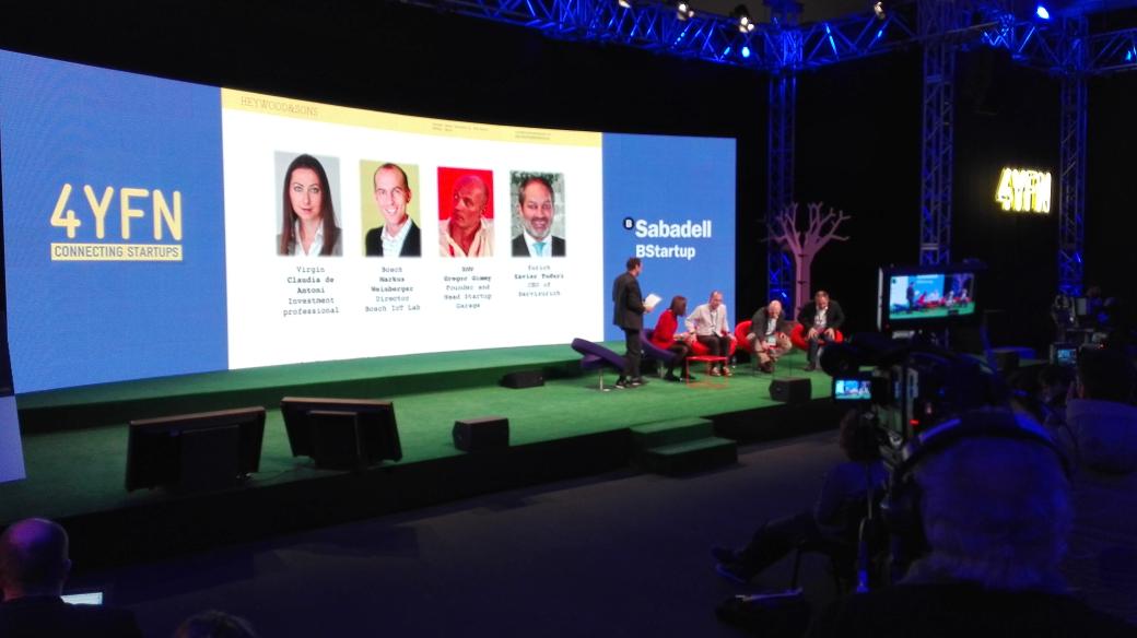 MiLABlanquerna's tweet photo. El Milab al 4YFN descobrint les noves start-ups de tecnologia gracies a professionals de Virgin, BMW, Zurich i Bosch https://t.co/sgq6WUv2OL