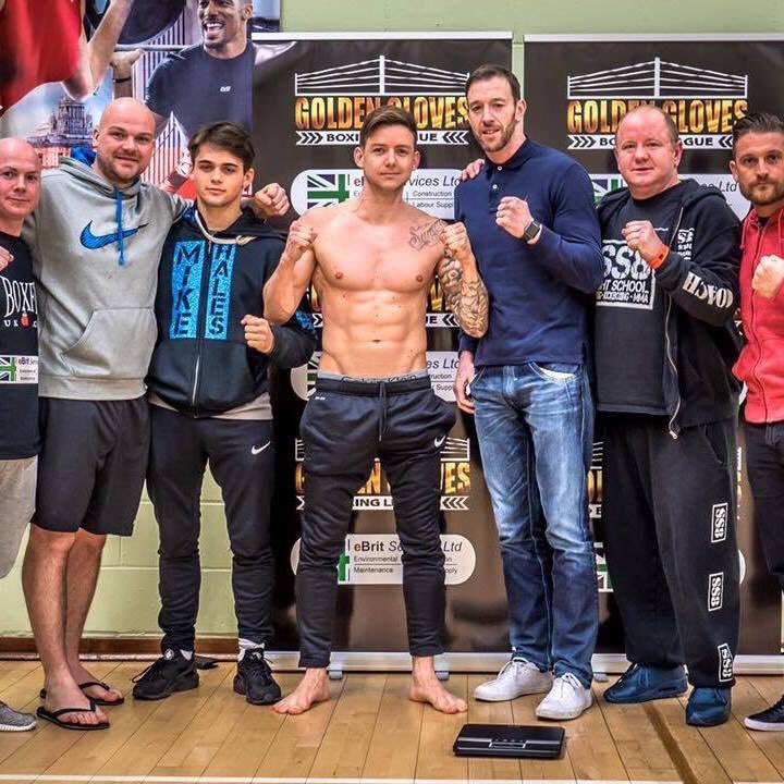 Great pic from Sat with the main men., ., <a href="/theRealEnzoMac/">Enzo Maccarinelli 🏴󠁧󠁢󠁷󠁬󠁳󠁿🇮🇹</a>, <a href="/nickibanks609/">Nicki Banks</a> <a href="/dannymorgan82/">Danny Morgan</a>