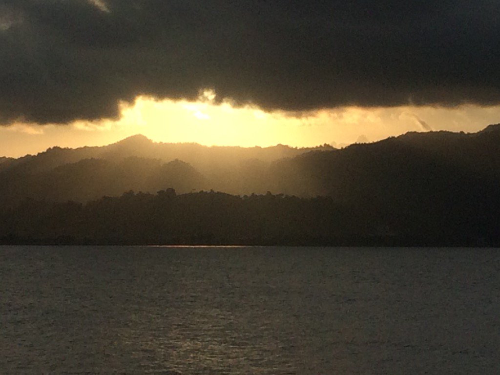 afrilcom's tweet image. Ayo ke Sulawesi Barat..,,#Dakka Sore