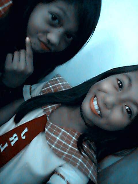 OsVeang's tweet photo. Taht's My bFF..
#heheheehhehe https://t.co/PXPav4RD4z