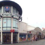 BrightonNewsJo's tweet photo. Student robbed by gang at Brighton bus stop https://t.co/ODLFlMY5rL https://t.co/YH4uPLsL8h