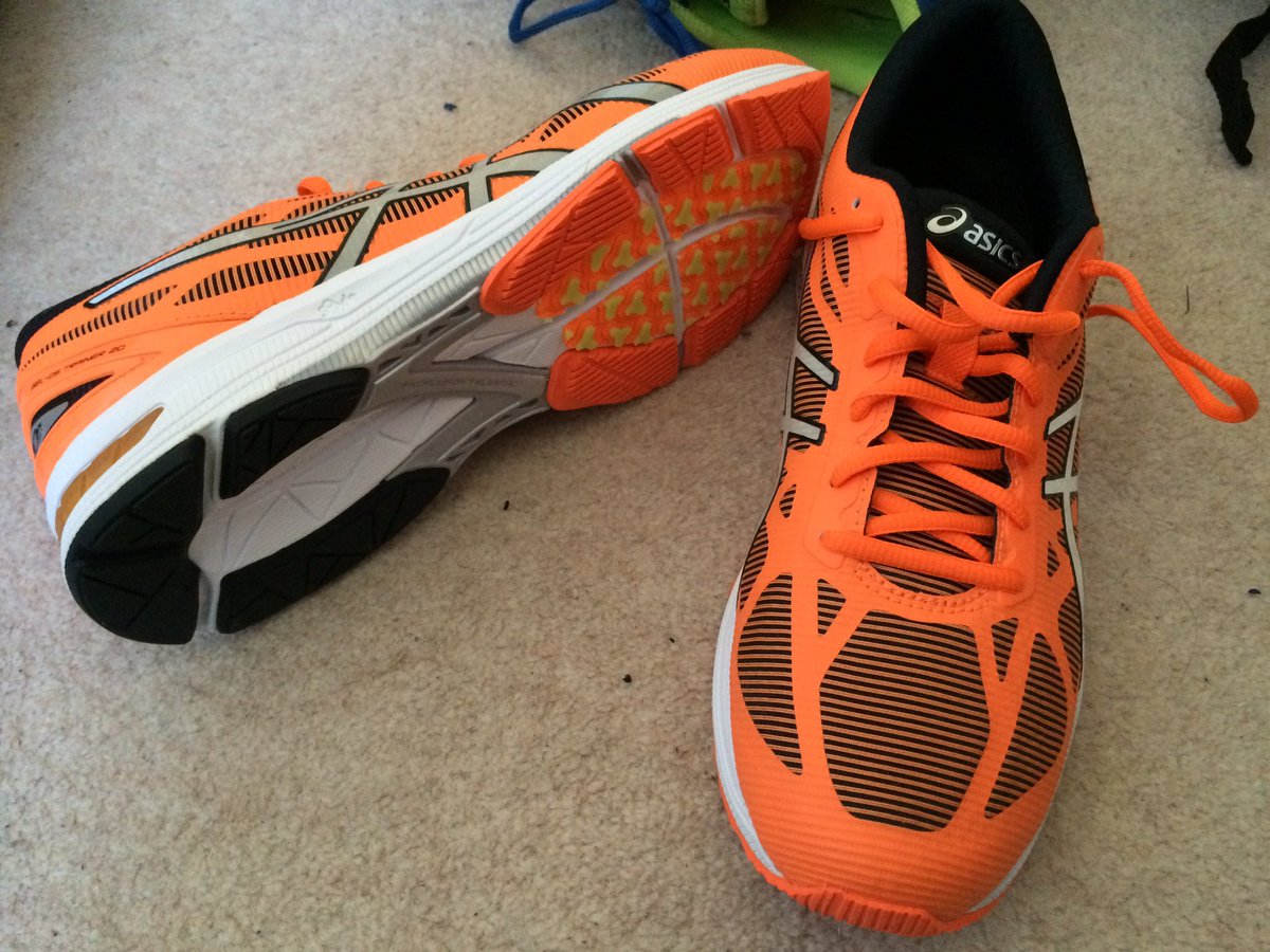 asics ds trainer 20 nc 2014